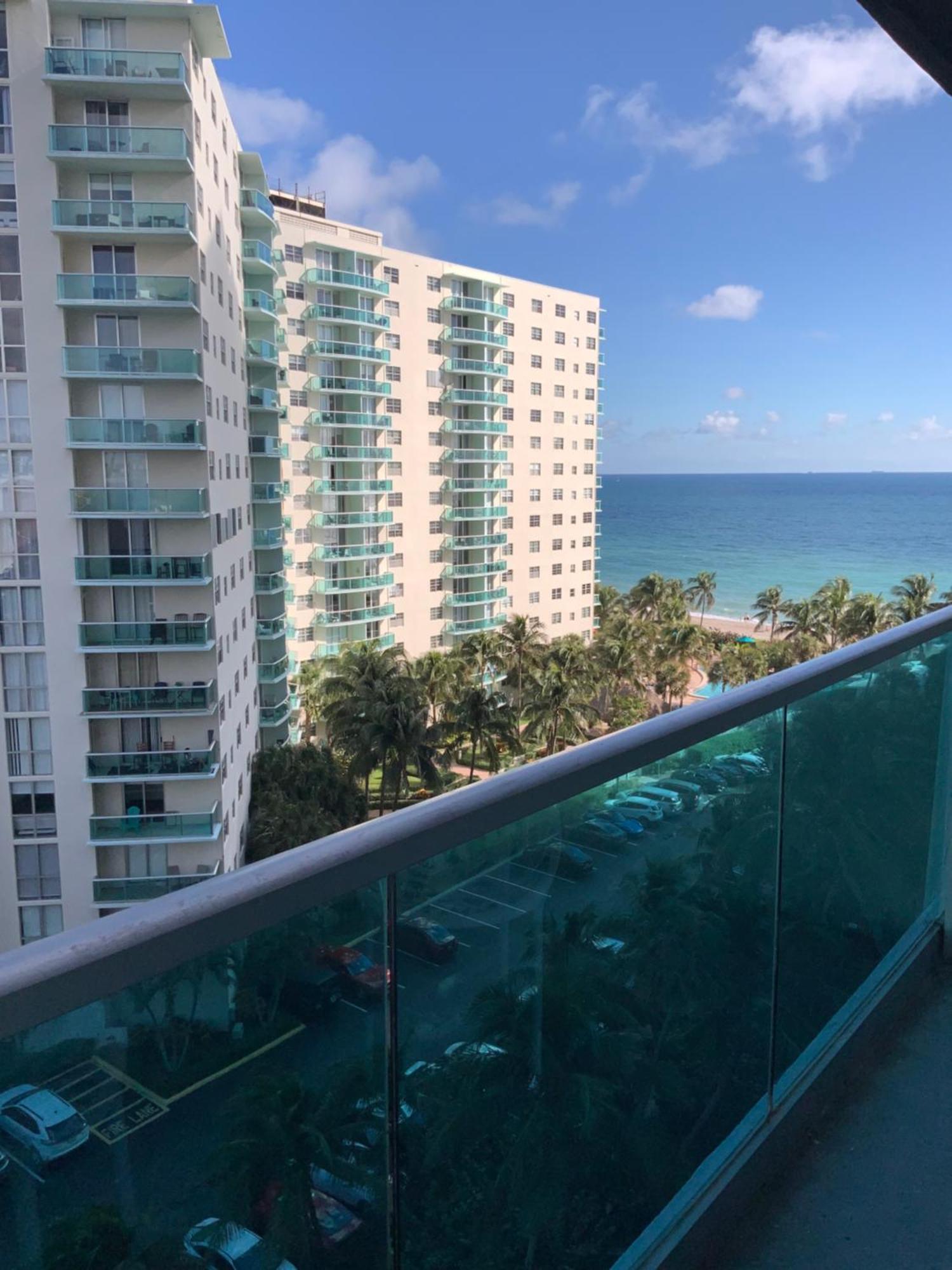 Cozy Ocean View Apartment By Miami Te Espera - Hallandale 11E Голлівуд Екстер'єр фото